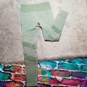 Dutte Dutta • High Waist Seamless Leggings